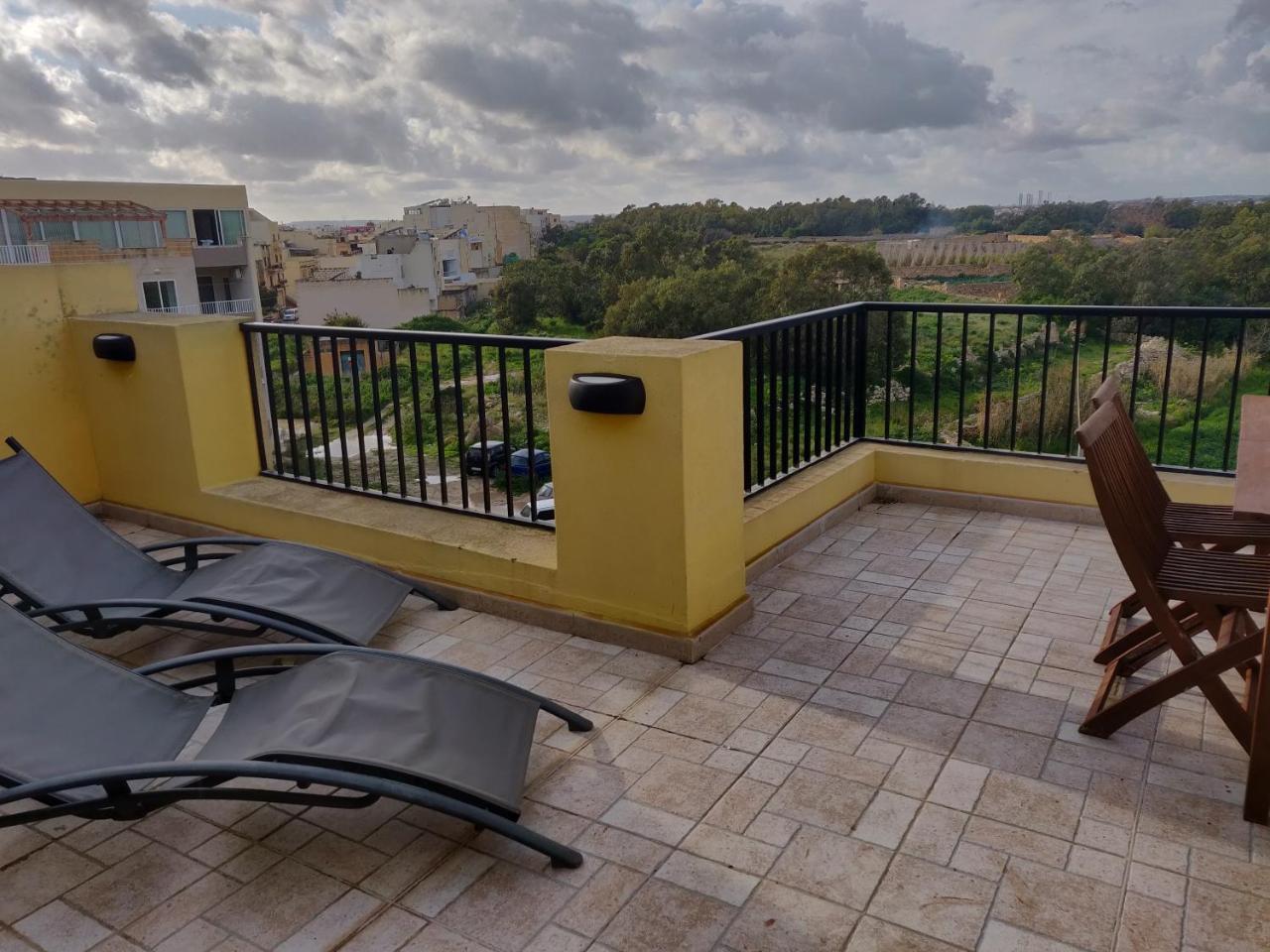 马尔萨斯卡拉Panoramic Penthouse In Marsascala Which Enjoys Sea And Country Views公寓 外观 照片