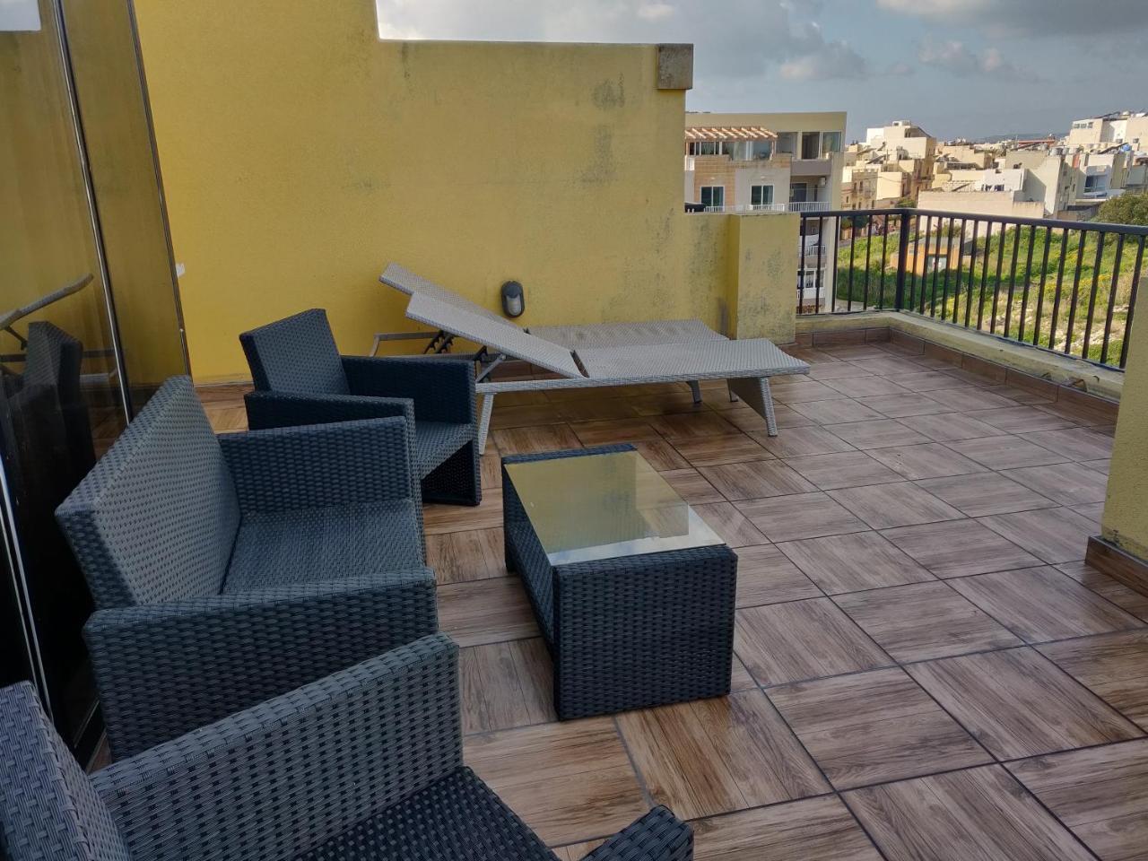 马尔萨斯卡拉Panoramic Penthouse In Marsascala Which Enjoys Sea And Country Views公寓 外观 照片